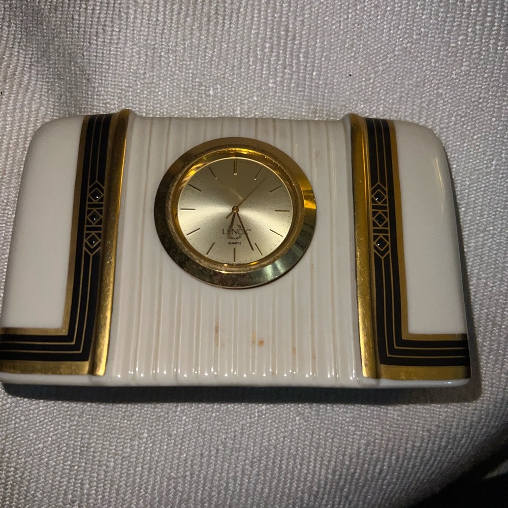 Lenox China made in USA Langdon Gate Desk Clock